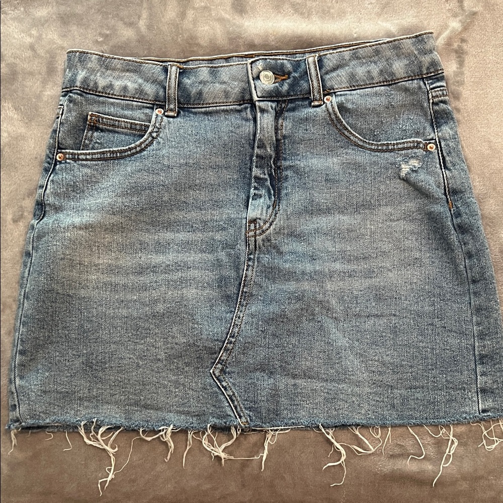 Denim Frayed Hem Skirt